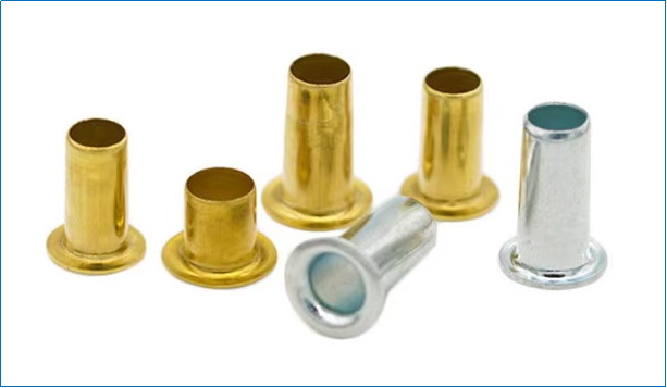 L'amome e l'applicazione degli occhielli