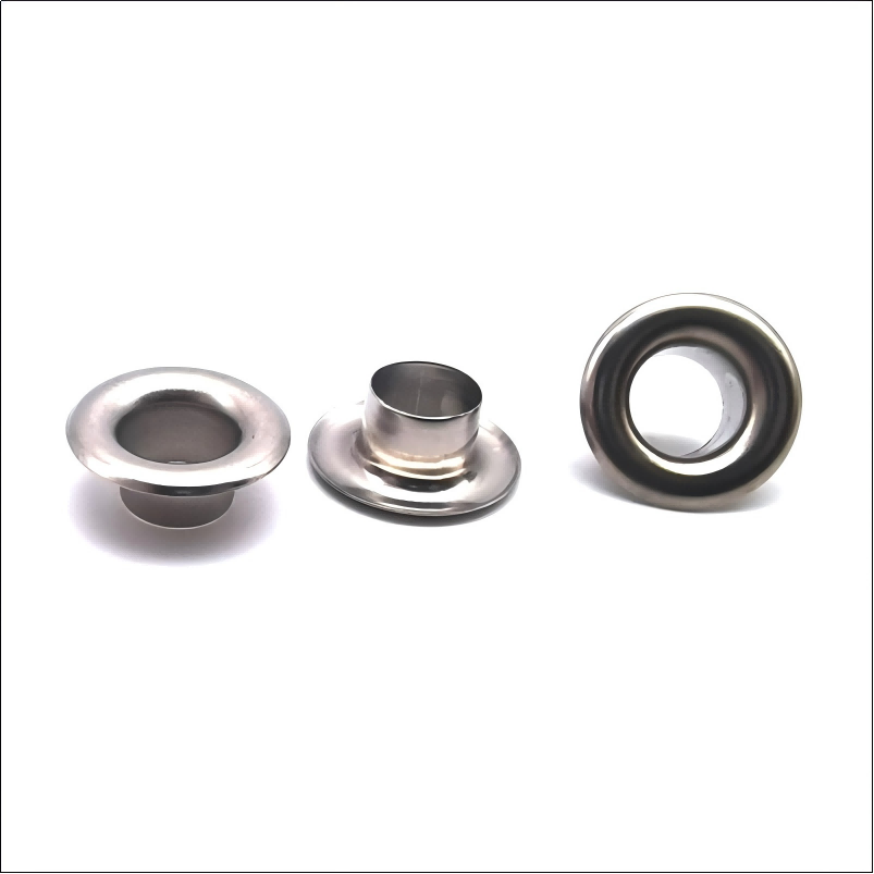 La forza invisibile: perché produciamo occhielli in acciaio inossidabile