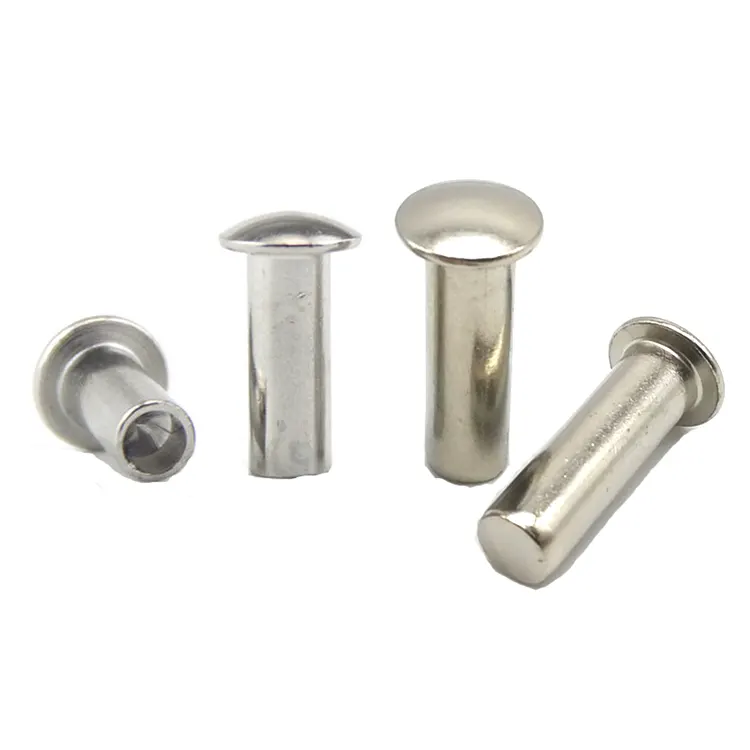 Rivetti a testa cilindrica in ferro